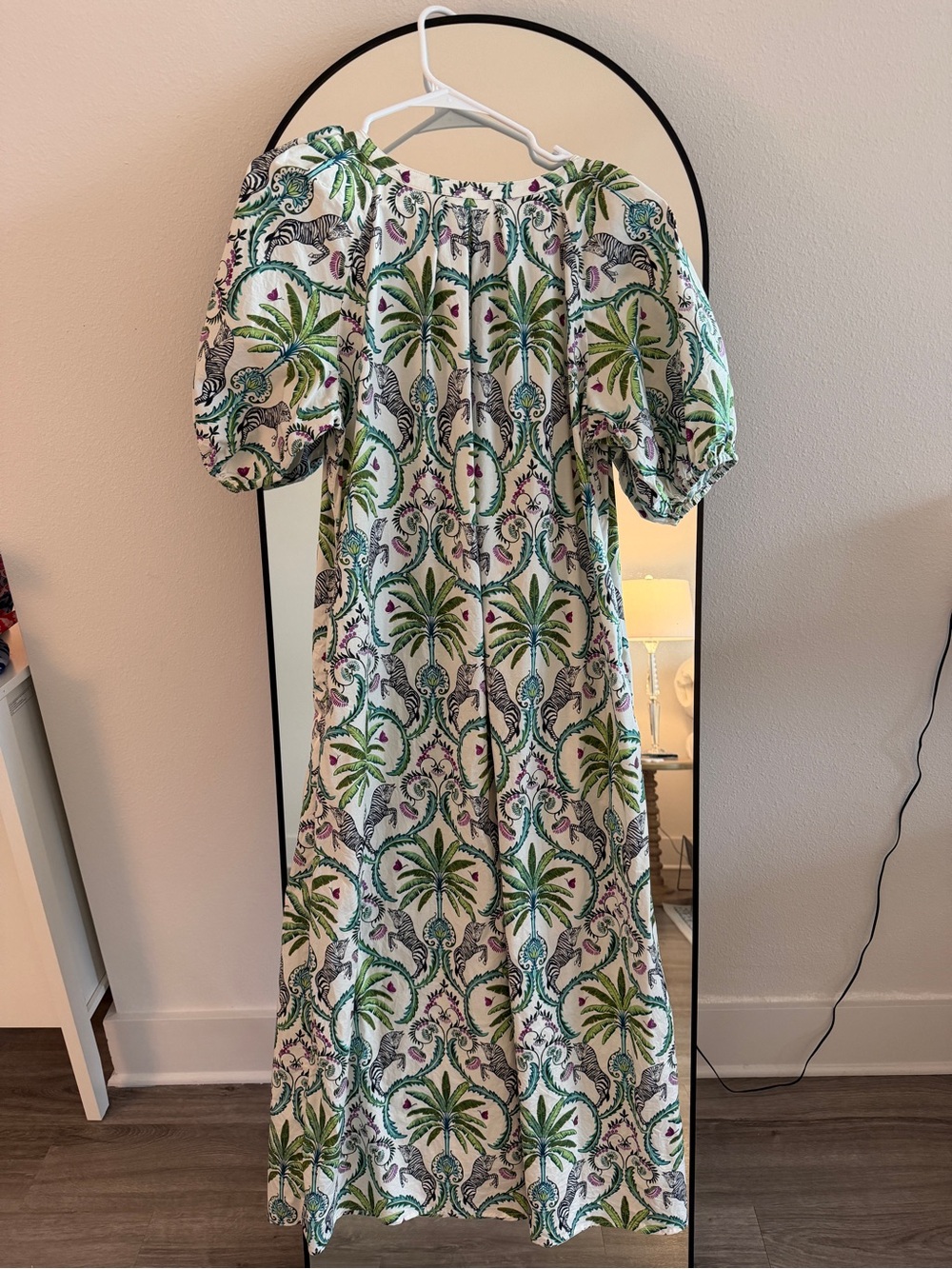 J. McLaughlin White Maxi Dress with Green Palm Motif - Picture 6 of 7